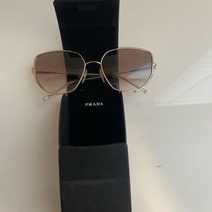 Prada Frames